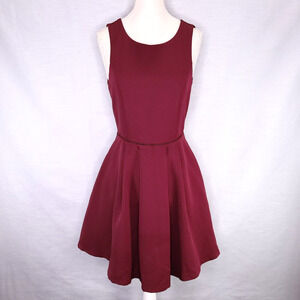 Lulus Dress Womens Small Burgundy Stretch Lined Short Open Back Wedding Prom